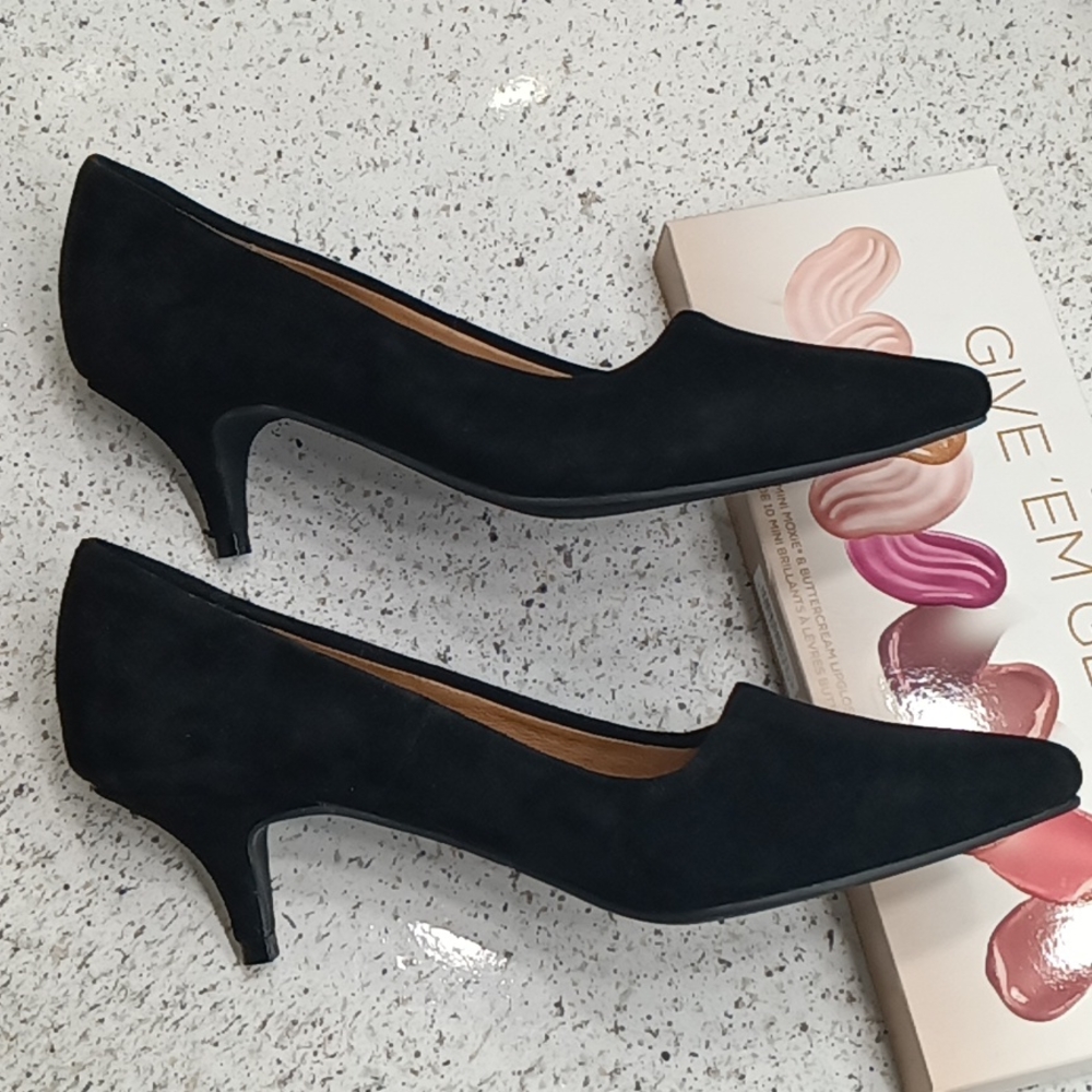 J. Jill Black Suede Kitten Heels